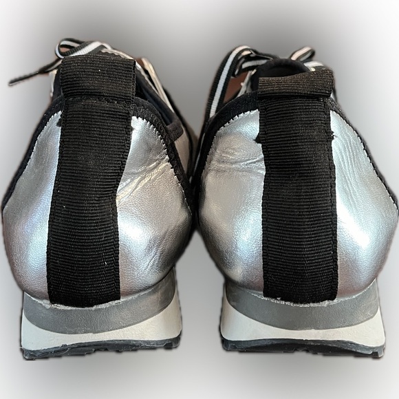 Steve Madden Arctic Sneaker In Silver Multi, Athleisure Oxford Size W8.5 NWOT - Picture 7 of 8